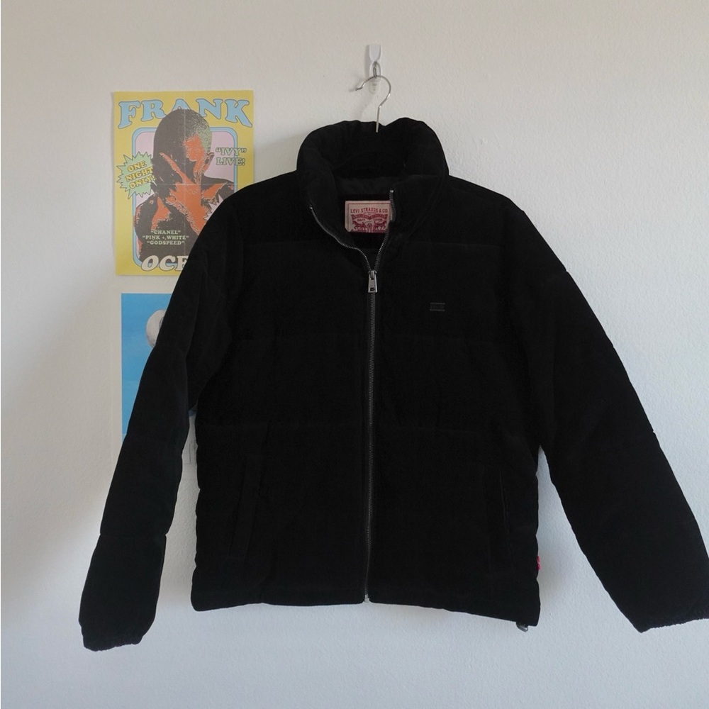 Levi's Women's Black Corduroy Puffer Jacket